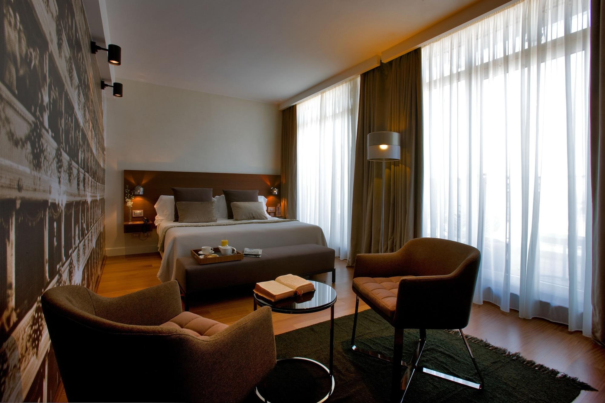Hotel Milano Scala Esterno foto