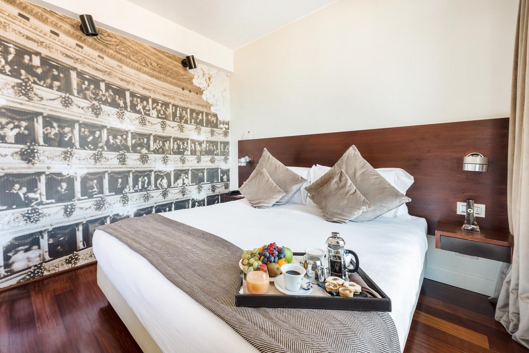 Hotel Milano Scala Esterno foto